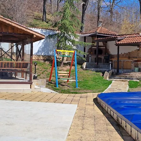 луксозна къща лешниците с.младежко * Mladezhko