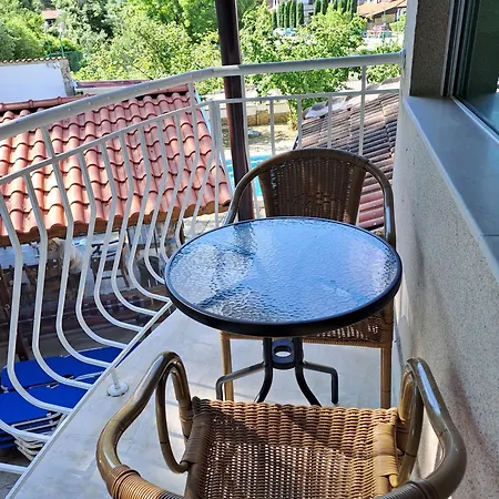 луксозна къща лешниците с.младежко Villa *