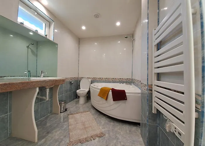 Vilă луксозна къща лешниците с.младежко