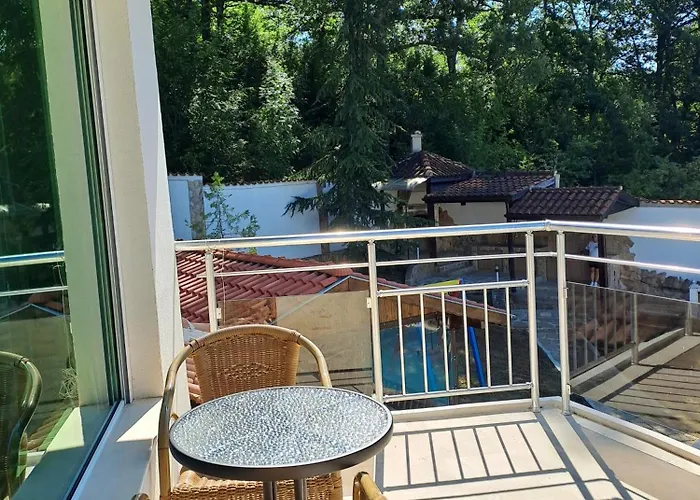 Vilă луксозна къща лешниците с.младежко *